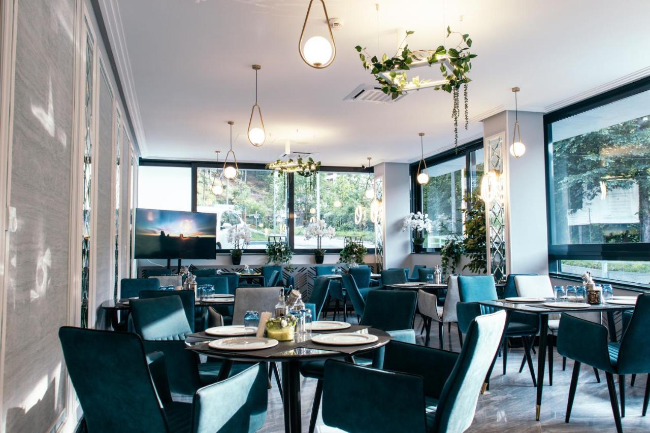 Hotel Bloom Caciulata Eksteriør bilde